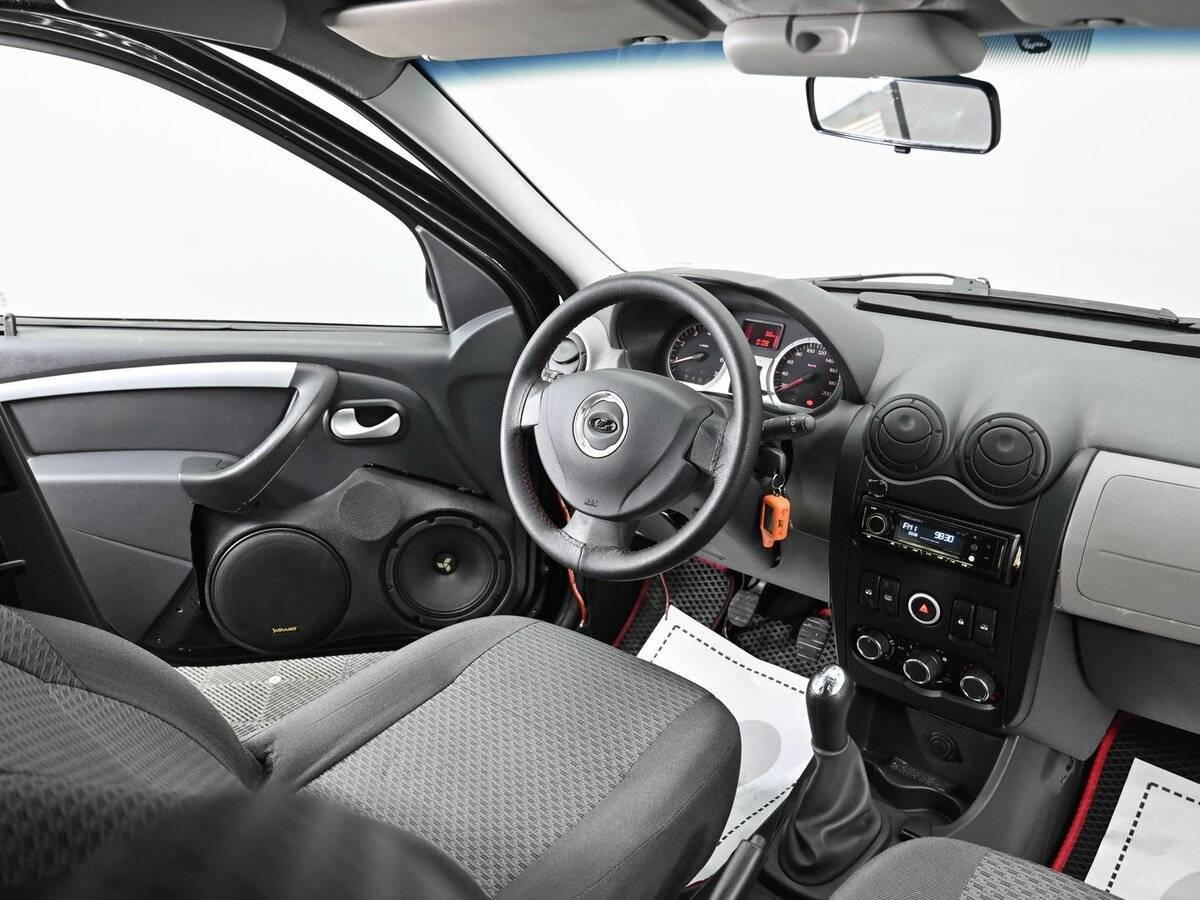 Лада (ВАЗ) Ларгус б/у, 2015, Механическая. Фото: #9