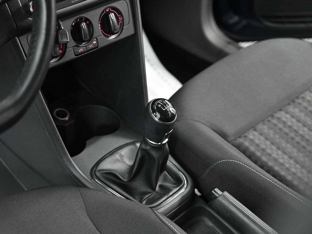 Фольксваген Поло б/у, 2016, Механическая. Фото: #9