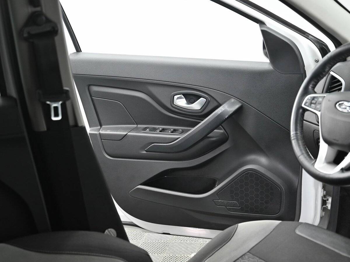 Лада (ВАЗ) ИКСРЭЙ б/у, 2019, Роботизированная. Фото: #5