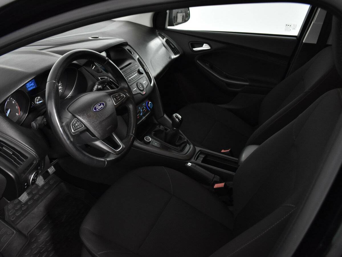 Форд Фокус б/у, 2016, Механическая. Фото: #8