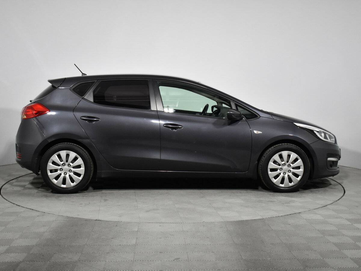 Киа Сид б/у, 2016, Механическая. Фото: #3