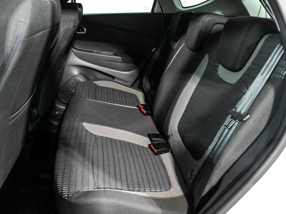 Рено Каптюр б/у, 2017, Автоматическая. Фото: #9