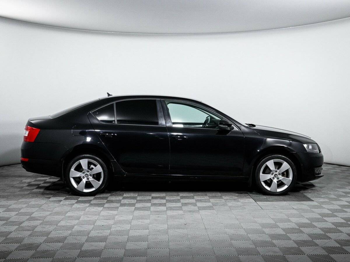 Шкода Октавия б/у, 2015, Роботизированная. Фото: #3