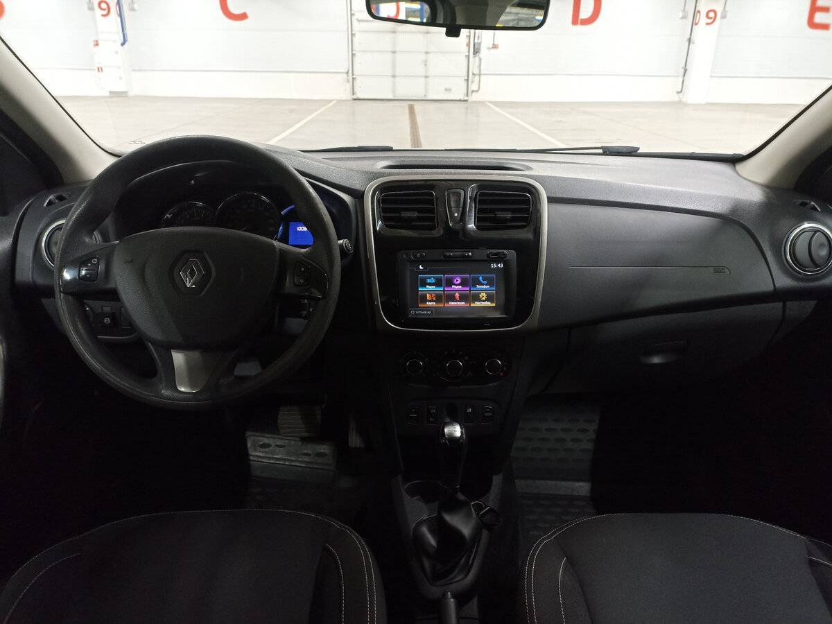Рено Логан б/у, 2017, Автоматическая. Фото: #13