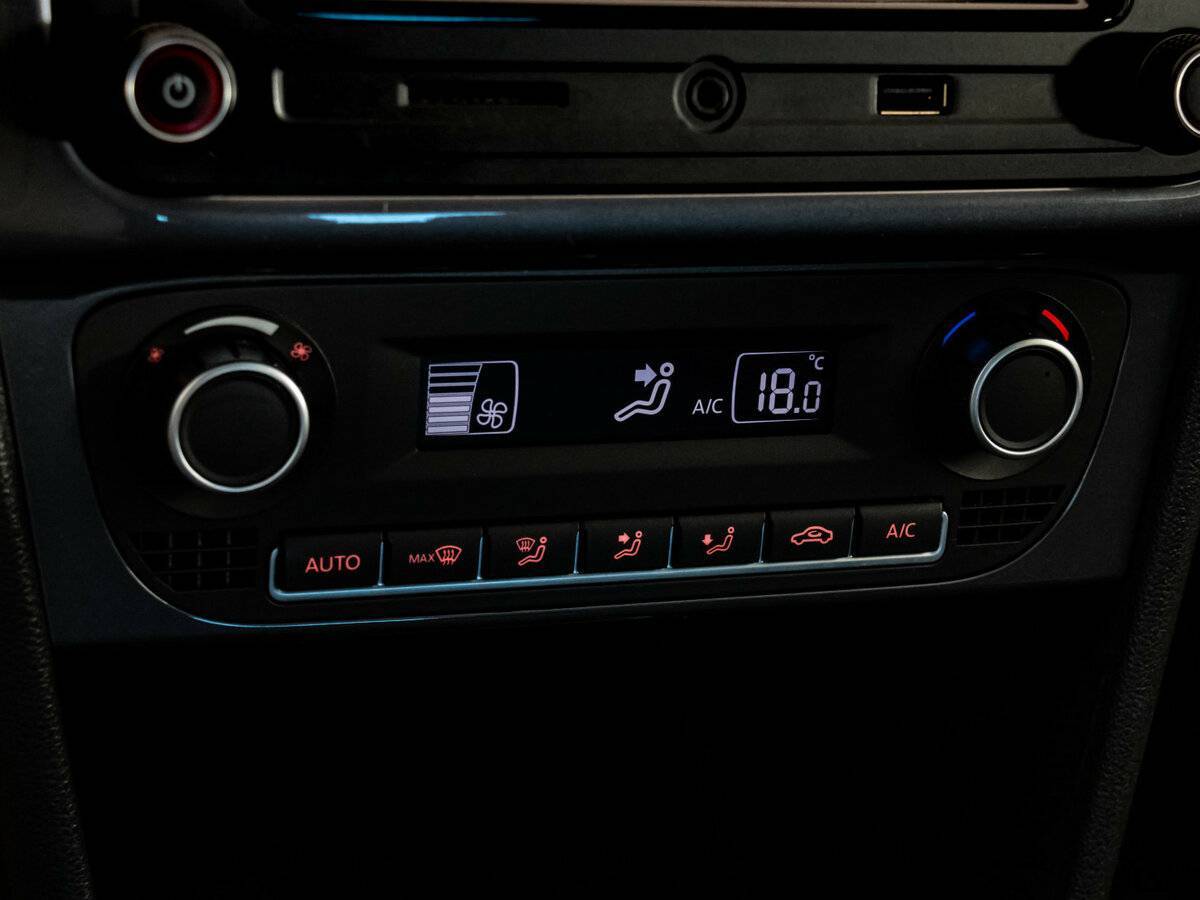 Фольксваген Поло б/у, 2019, Механическая. Фото: #14