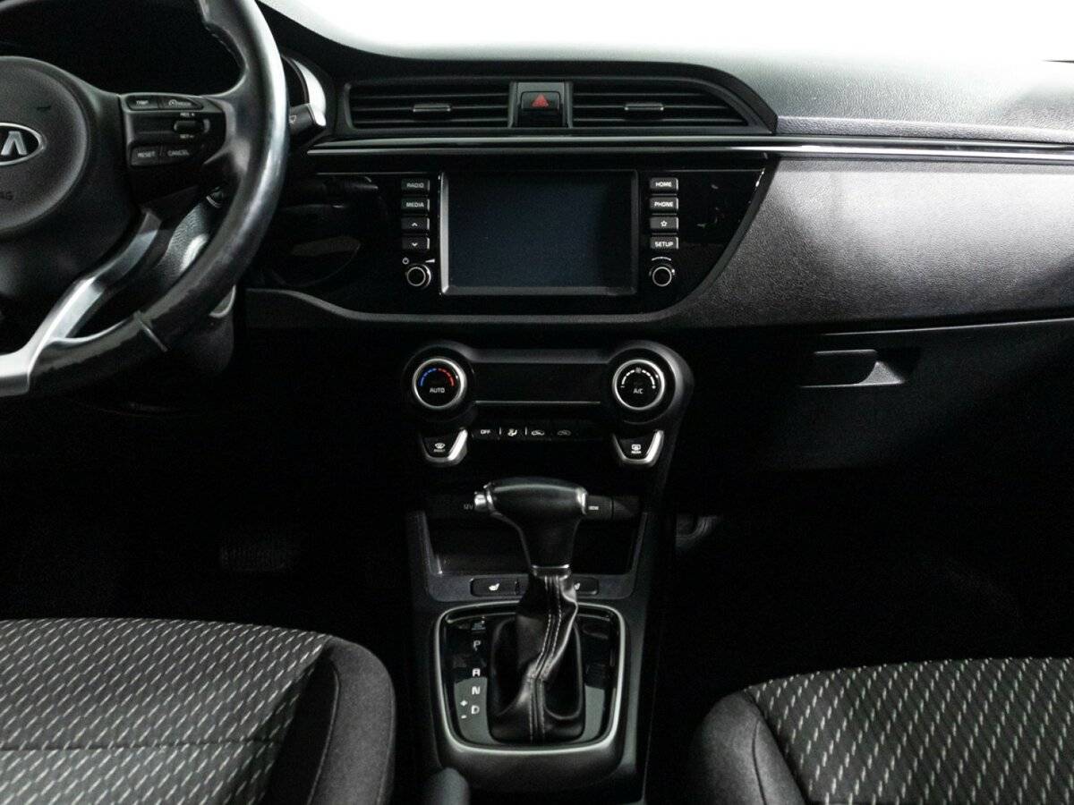 Киа Рио б/у, 2018, Автоматическая. Фото: #13