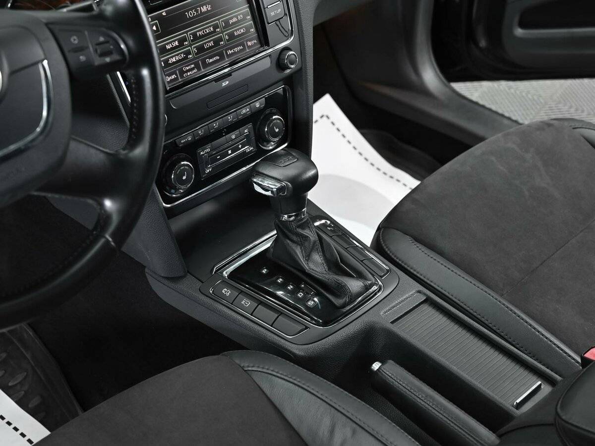 Шкода Суперб б/у, 2012, Роботизированная. Фото: #8