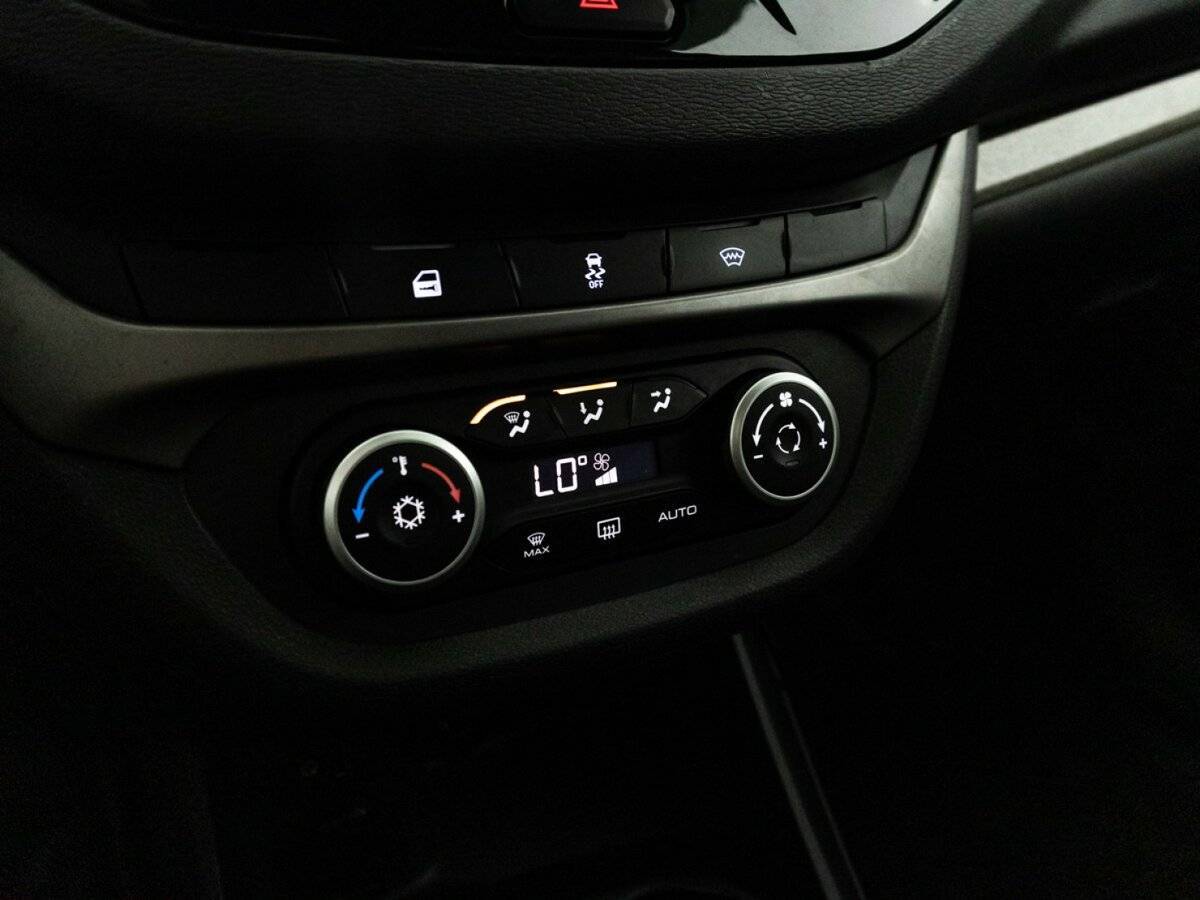 Лада (ВАЗ) Веста б/у, 2019, Механическая. Фото: #15