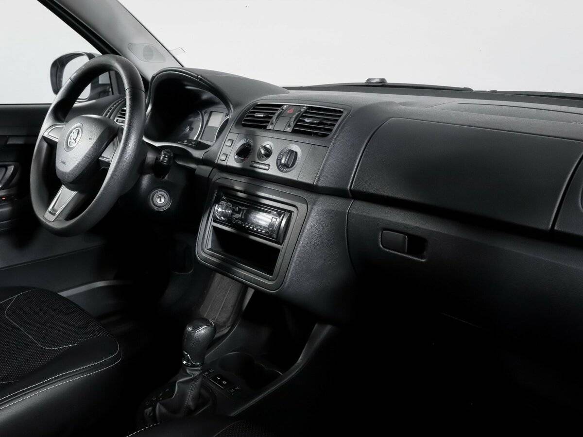 Шкода Фабия б/у, 2014, Автоматическая. Фото: #6