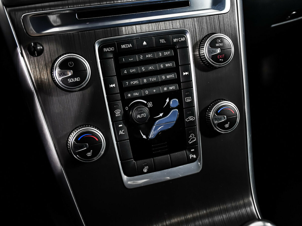 Вольво ИксЦ60 б/у, 2015, Автоматическая. Фото: #15