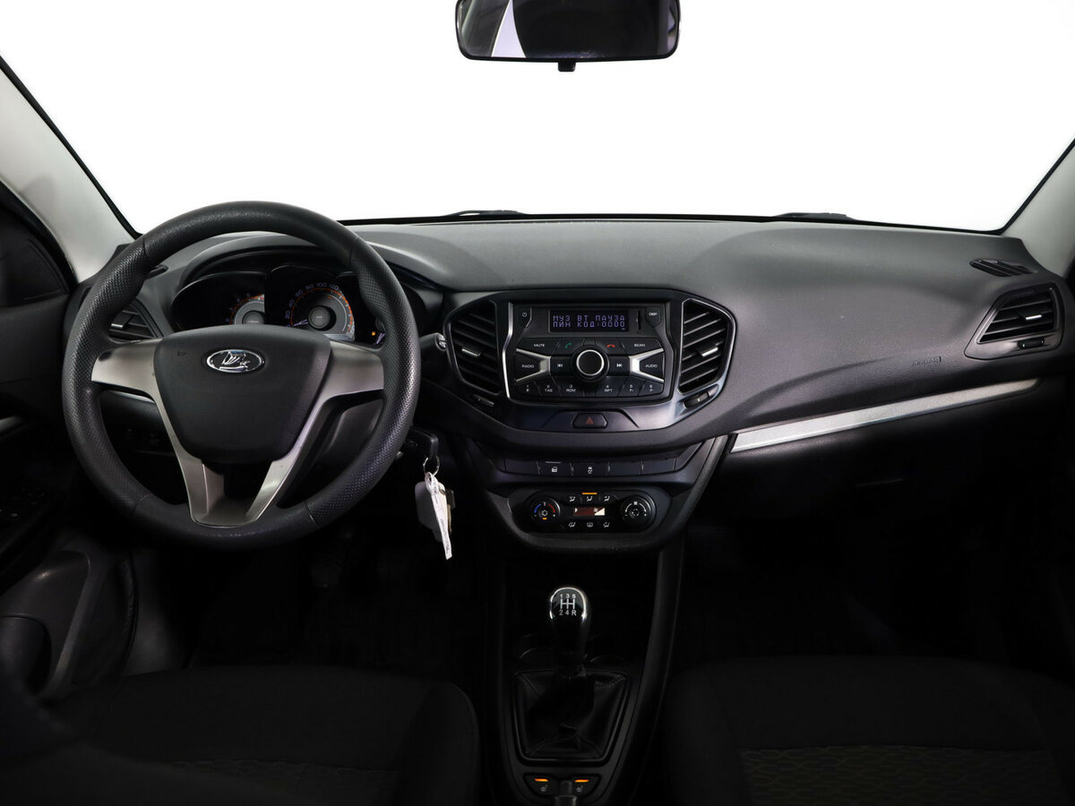 Лада (ВАЗ) Веста б/у, 2017, Механическая. Фото: #6