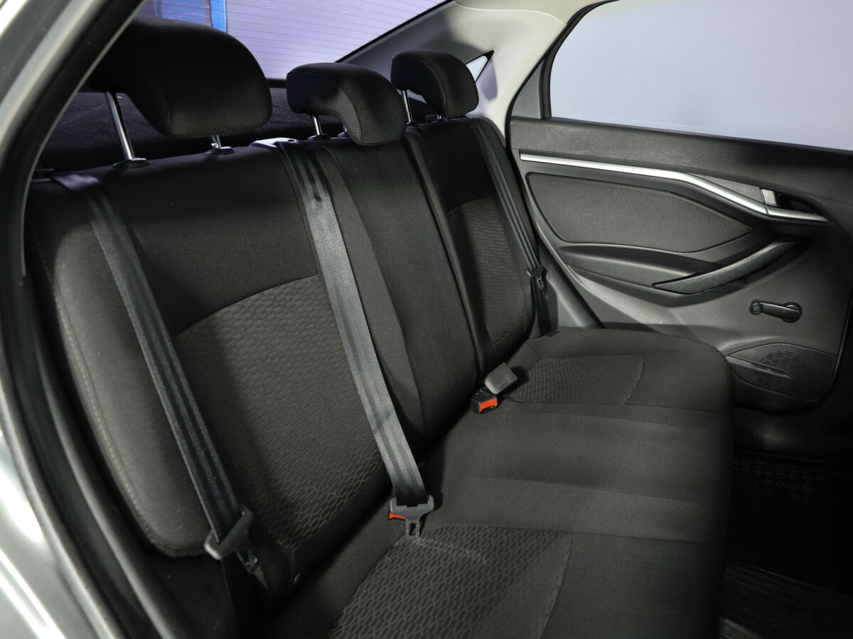 Лада (ВАЗ) Веста б/у, 2017, Механическая. Фото: #9