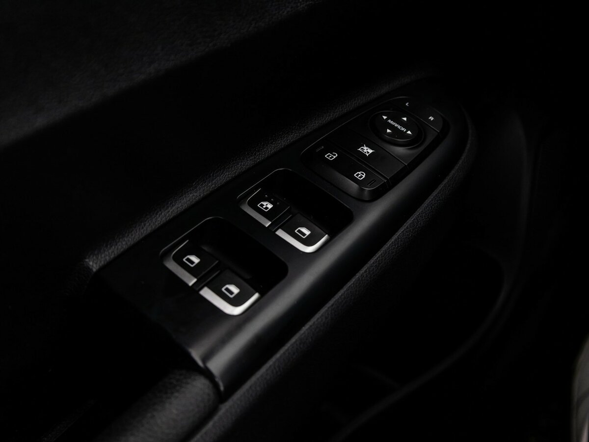 Киа Рио б/у, 2019, Автоматическая. Фото: #17