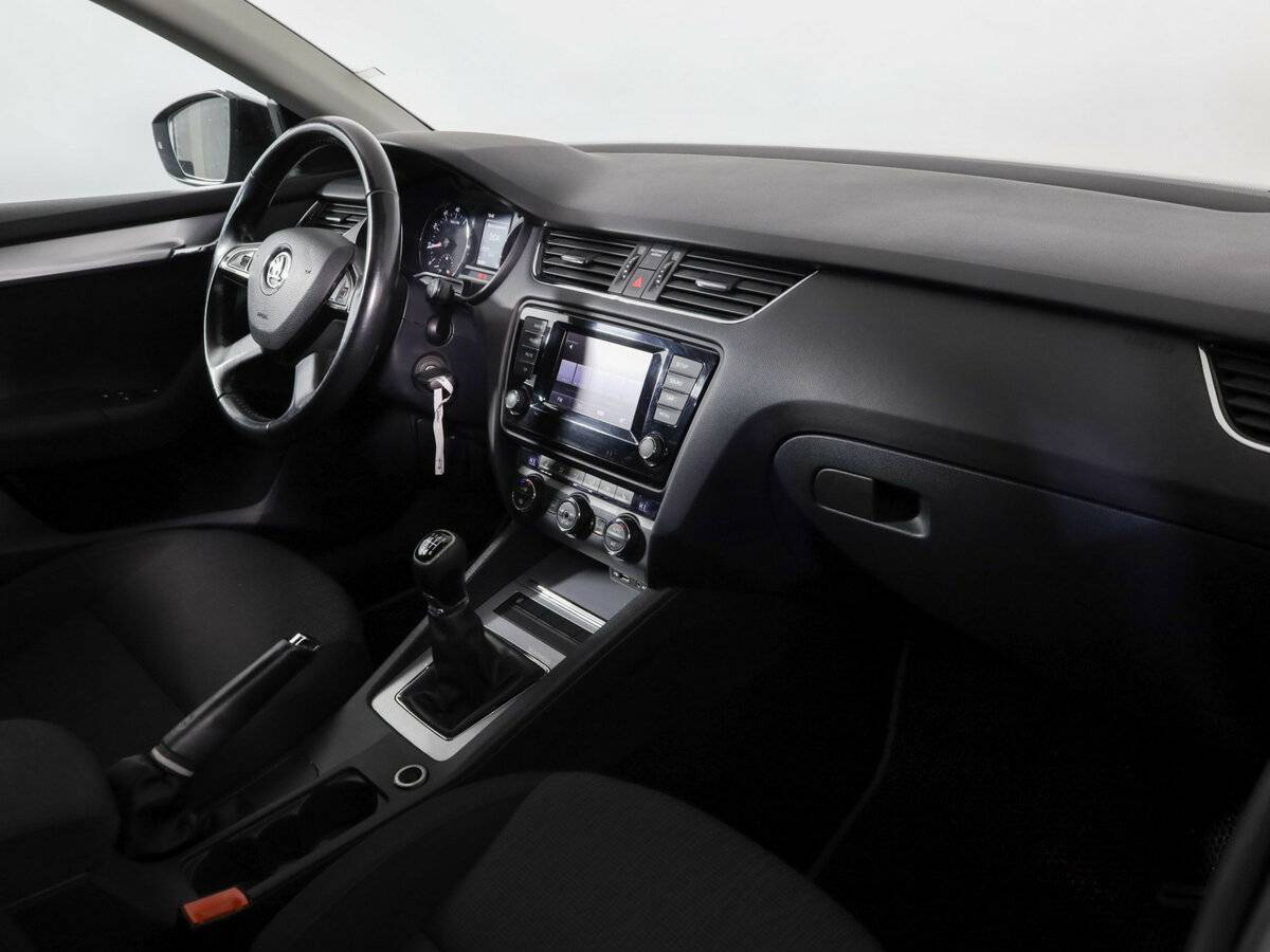 Шкода Октавия б/у, 2013, Механическая. Фото: #10