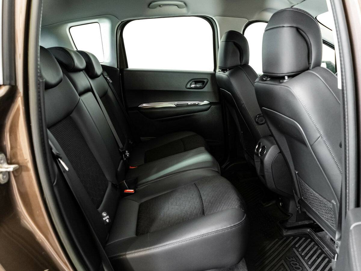 Пежо 3008 б/у, 2014, Механическая. Фото: #11