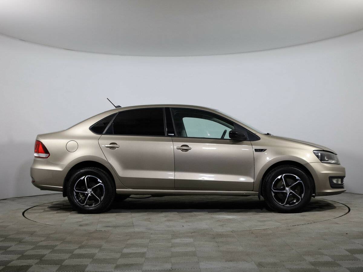 Фольксваген Поло б/у, 2017, Механическая. Фото: #4