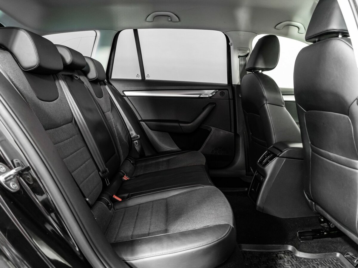 Шкода Октавия б/у, 2014, Роботизированная. Фото: #12