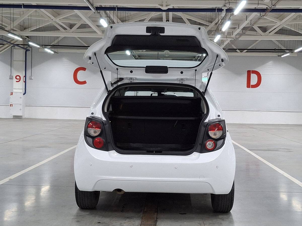 Шевроле Авео б/у, 2015, Автоматическая. Фото: #8