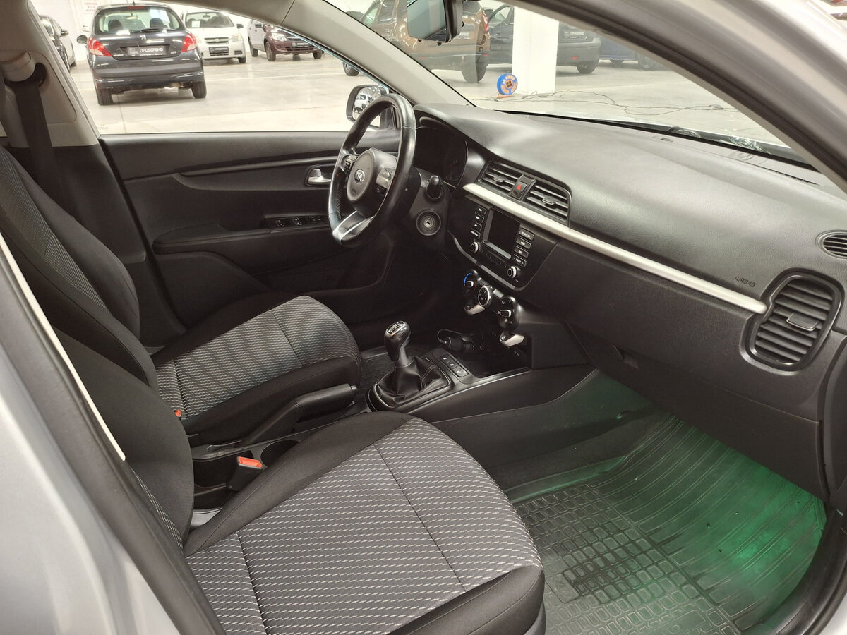 Киа Рио б/у, 2017, Механическая. Фото: #10