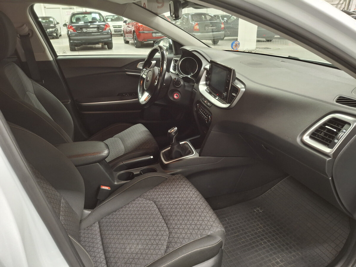 Киа Сид б/у, 2019, Механическая. Фото: #10
