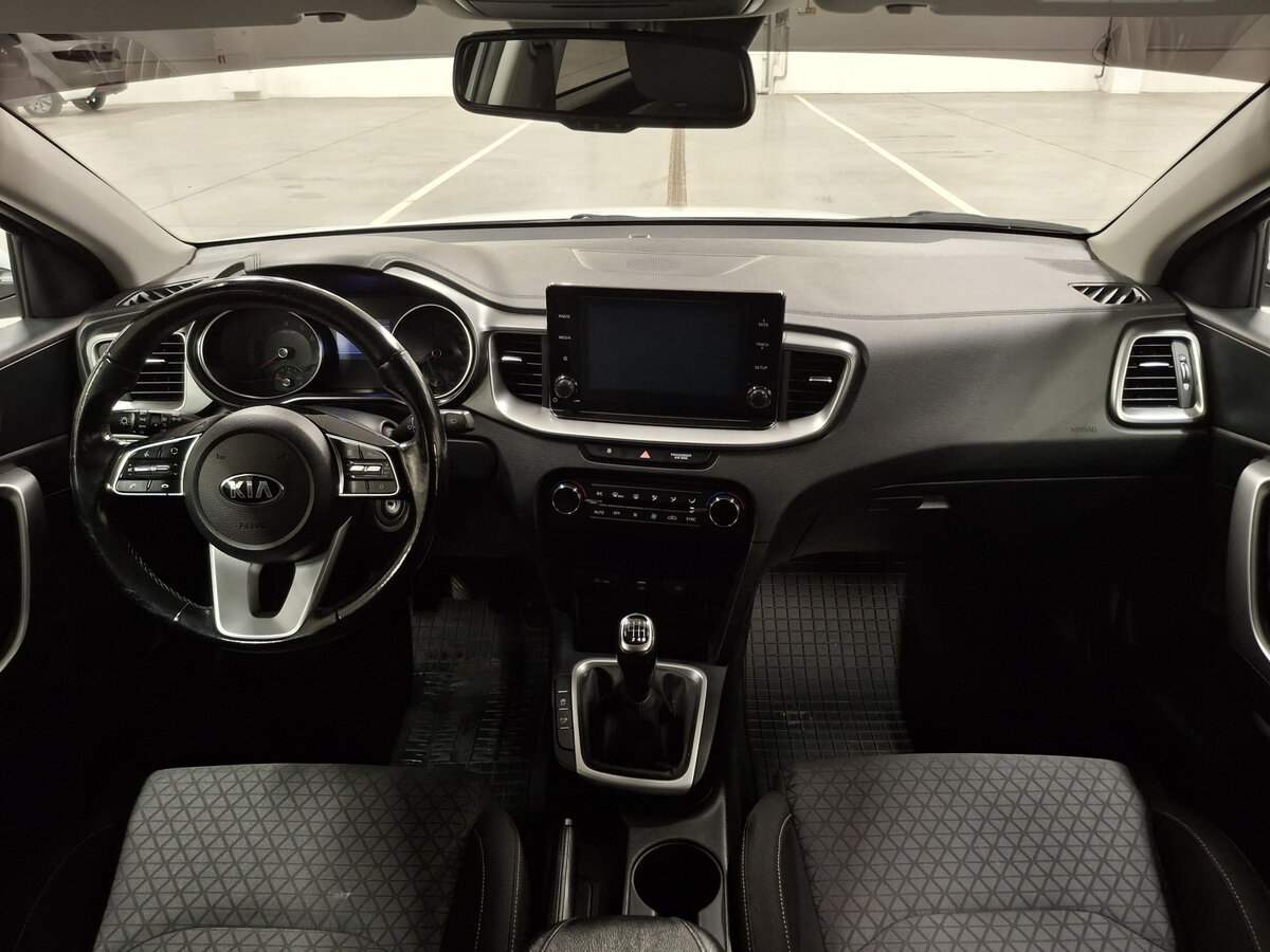 Киа Сид б/у, 2019, Механическая. Фото: #13