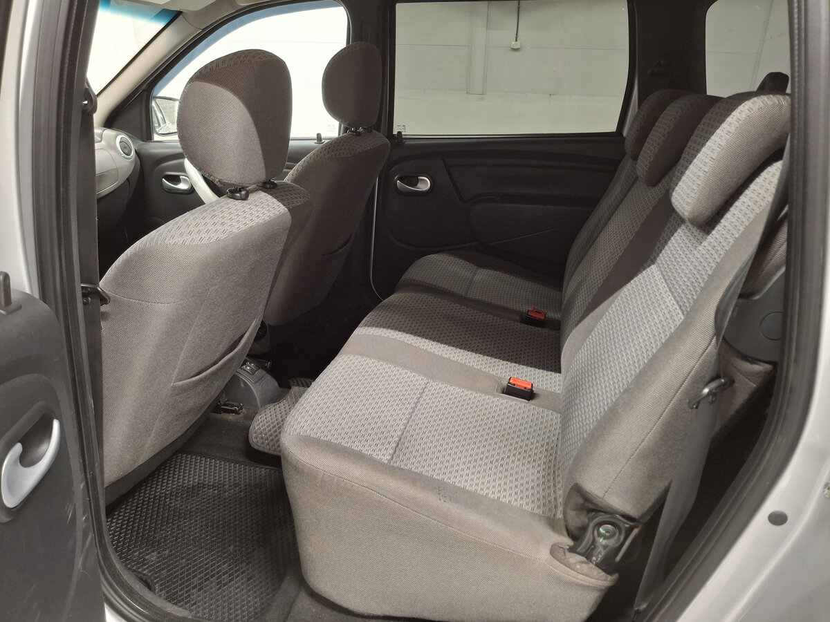 Лада (ВАЗ) Ларгус б/у, 2013, Механическая. Фото: #11