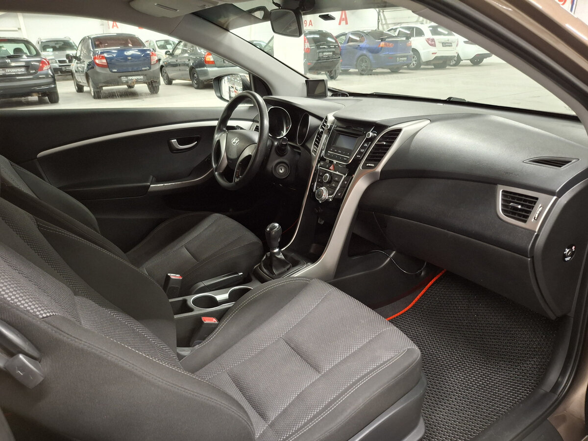 Хендай ай30 б/у, 2013, Механическая. Фото: #10