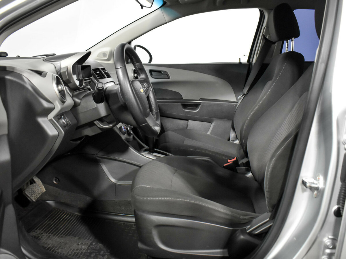 Шевроле Авео б/у, 2014, Автоматическая. Фото: #9