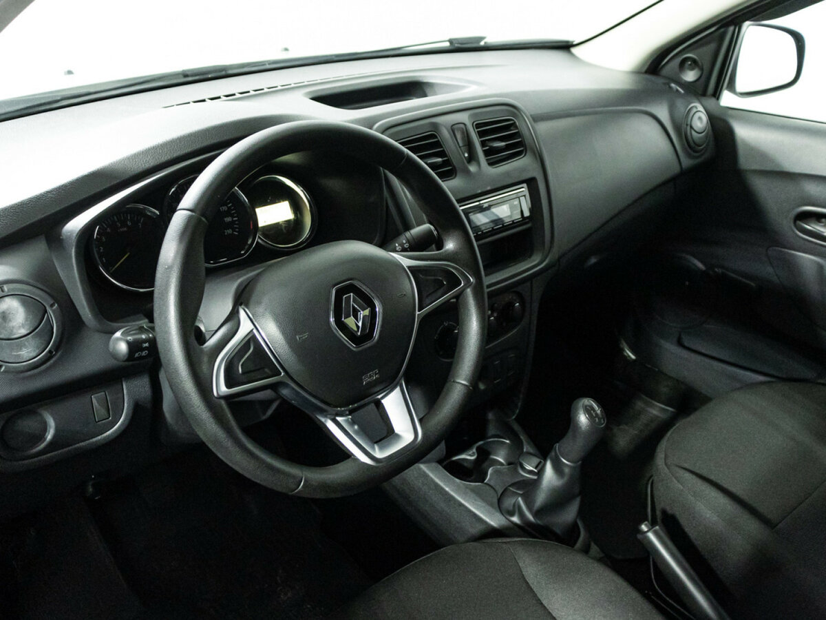 Рено Логан б/у, 2019, Механическая. Фото: #10
