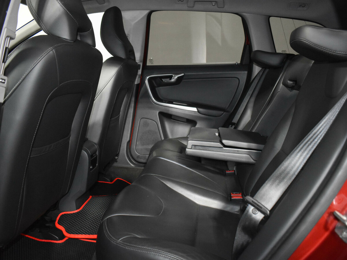 Вольво ИксЦ60 б/у, 2015, Автоматическая. Фото: #11