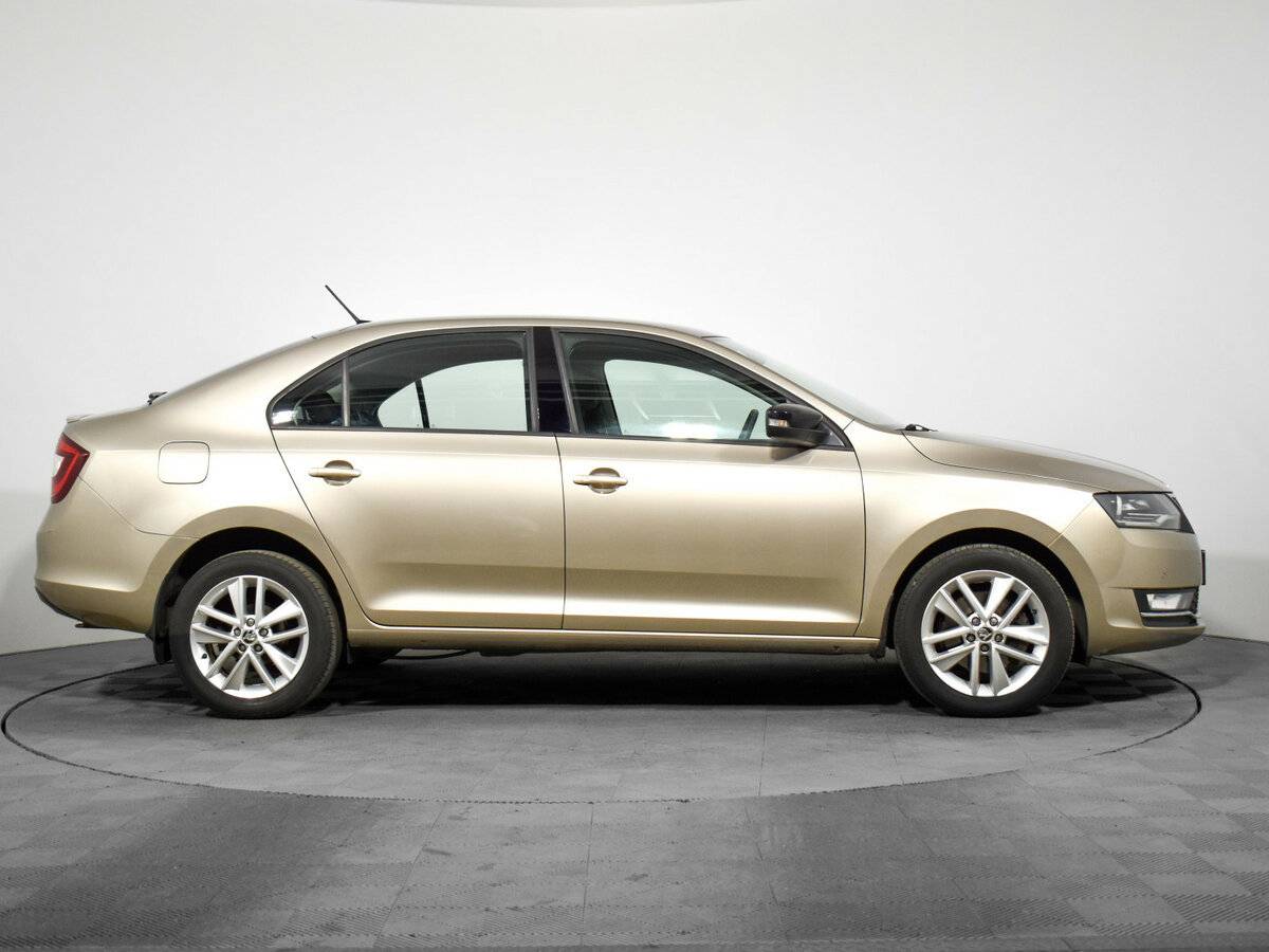 Шкода Рапид б/у, 2019, Роботизированная. Фото: #3