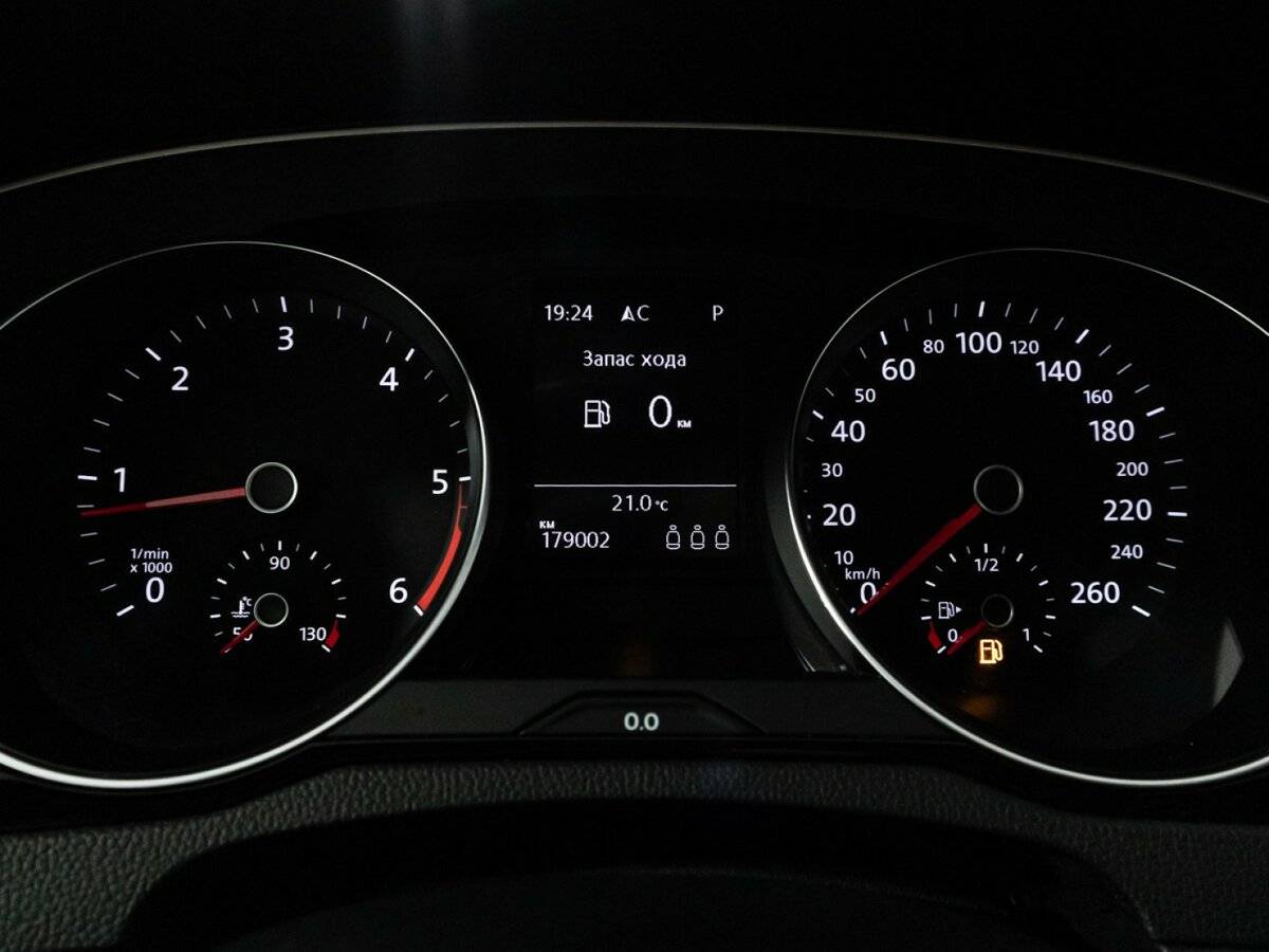 Фольксваген Пассат б/у, 2019, Роботизированная. Фото: #11