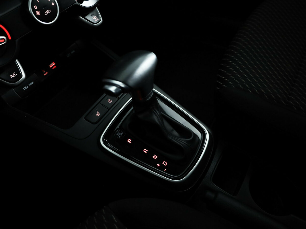 Киа Рио б/у, 2017, Автоматическая. Фото: #18