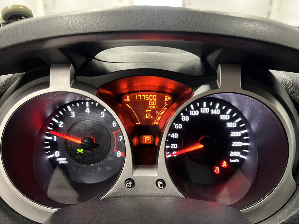 Ниссан Жук б/у, 2012, Вариатор. Фото: #10