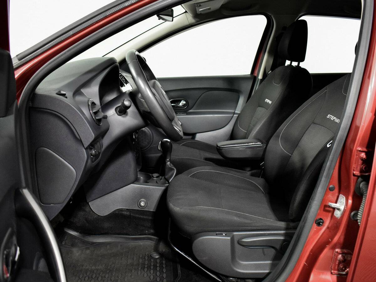 Рено Сандеро б/у, 2016, Автоматическая. Фото: #9