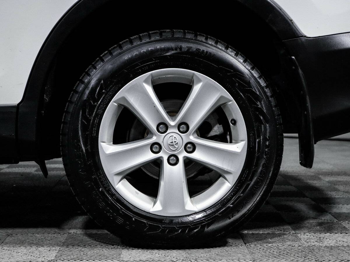 Тойота Рав4 б/у, 2013, Автоматическая. Фото: #14