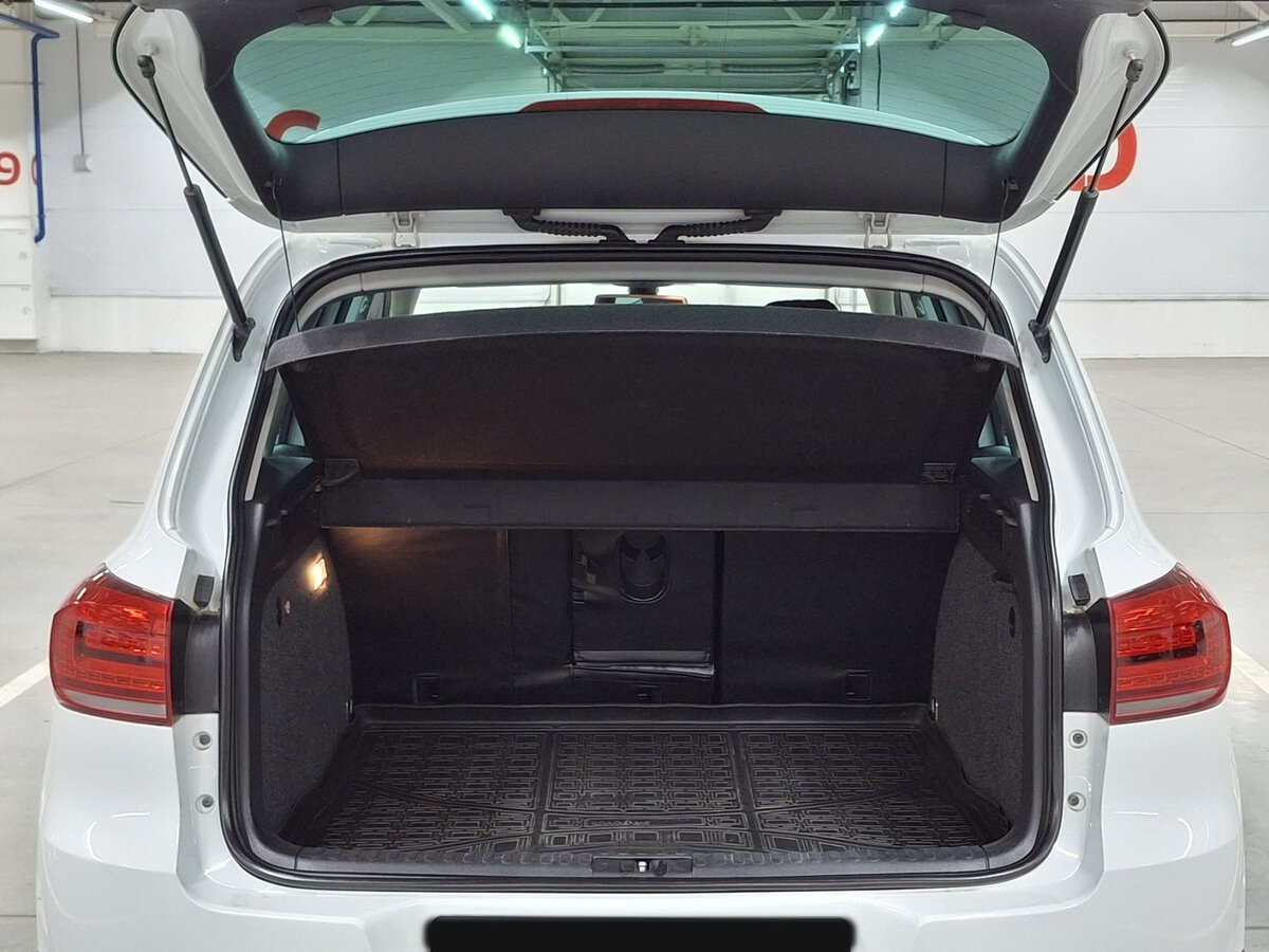 Фольксваген Тигуан б/у, 2016, Автоматическая. Фото: #9