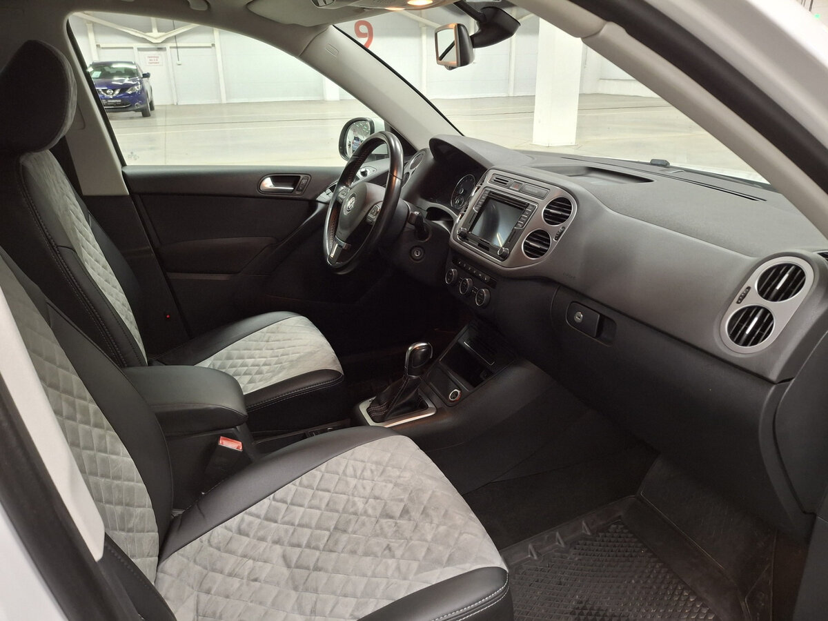 Фольксваген Тигуан б/у, 2016, Автоматическая. Фото: #10